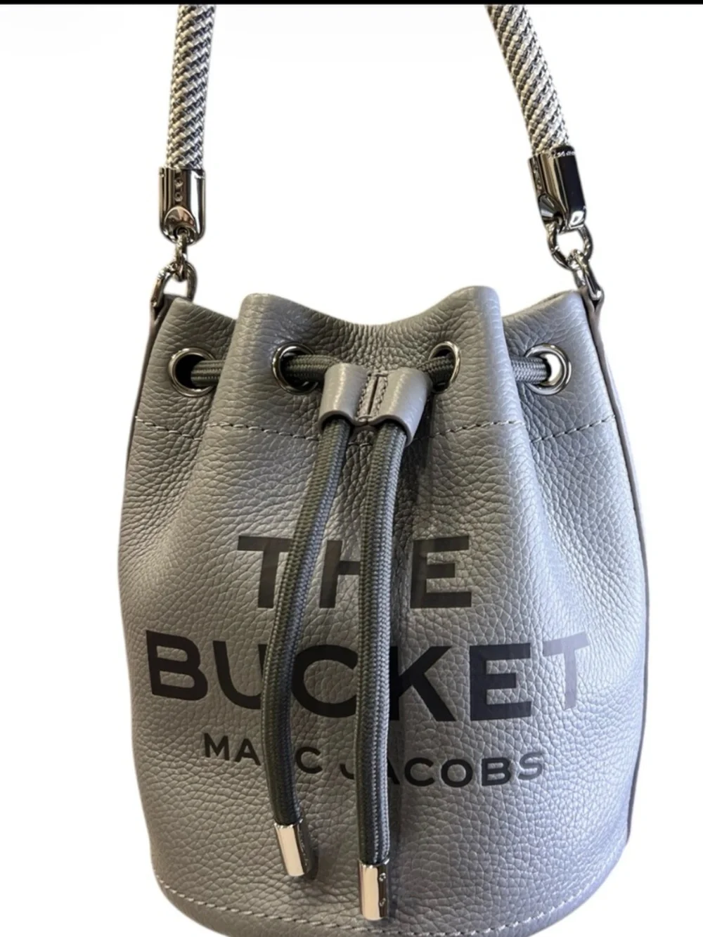 Marc Jacobs Pebbled Leather Bucket Hobo – Gray with Rope Strap Bag - Picture 1 of 6